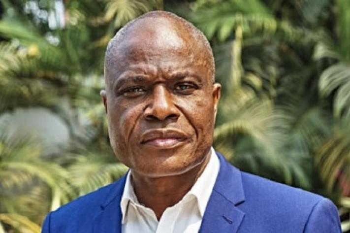 Image de Politique. Le processus électoral en République démocratique du Congo (RDC) perd chaque jour en crédibilité. C'est dans ce contexte que Martin Fayulu quitte le navire suite à son insatisfaction envers la Commission électorale nationale indépendante (CENI). Cette décision soulève des questions cruciales sur la légitimité et l'inclusivité du processus électoral. La confiance dans les institutions et la transparence des élections sont remises en question. La CENI est accusée de détourner sa mission en favorisant la fraude électorale. Que pensez-vous de ce départ de Martin Fayulu de la scène politique congolaiss ?