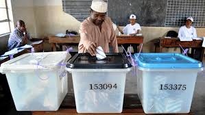 Image de Affaires Etrangères. C’est une grande victoire pour le parti au pouvoir en Tanzanie. En effet, la province autonome de Zanzibar élisait la nouvelle autorité à la tête de la province. Une élection qui sera remporté par le parti au pouvoir en Tanzanie, un pays dans lequel est inclus la province qui se veut autonome. Vu l’enjeu économique que représente zanzibar, le moins que nous puissions dire c’est que cela représente une grande victoire pour le parti au pouvoir qui voir son pouvoir se consolider grâce à cette victoire.